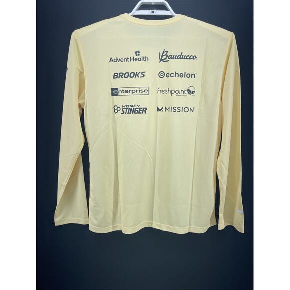 runDisney 2025 Wine & Dine 5K Mens Large Long Sleeve Shirt Brooks Mulan Yellow - Picture 4 of 14